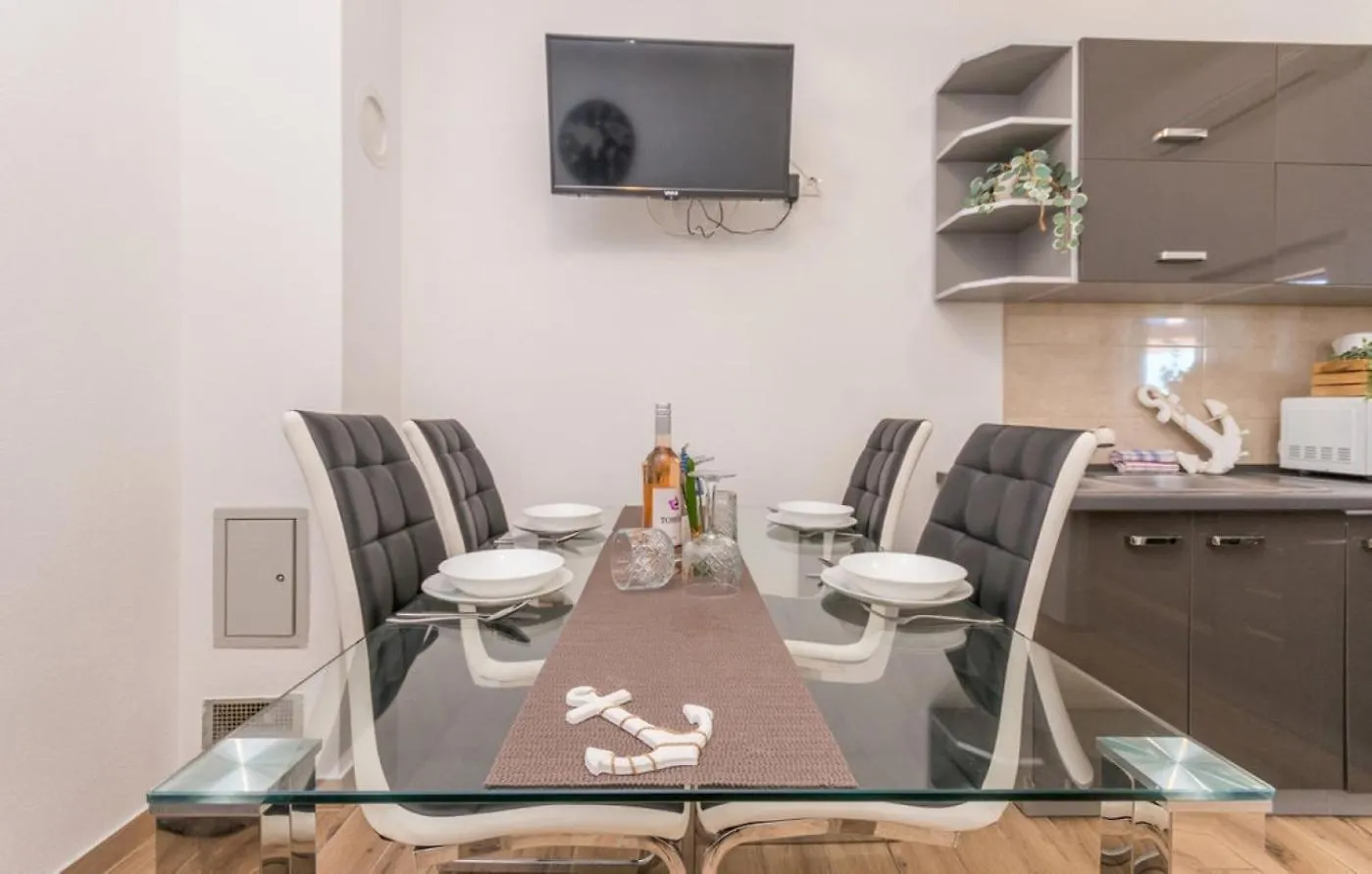 Holiday Home Ema With Pool Biograd Na Moru 0*,