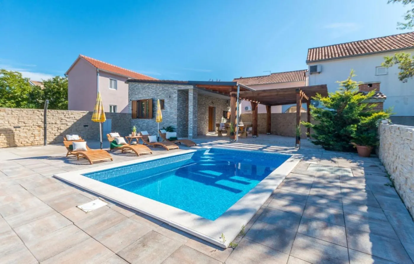 Holiday Home Ema With Pool Biograd Na Moru